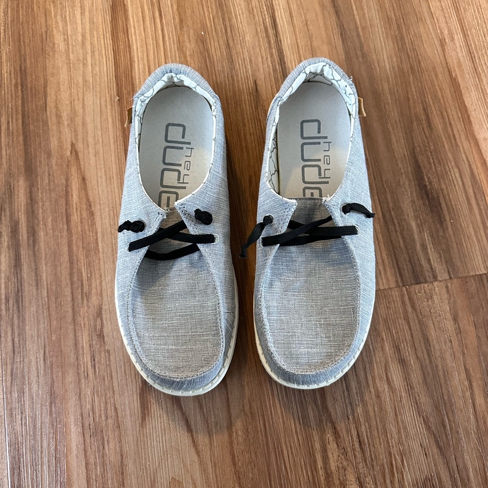 Hey Dude Wendy youth size 3